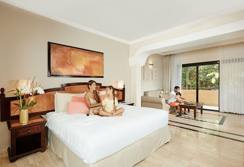 庭の見えるジュニアスイート, Grand Palladium White Sand Resort & Spa   All Inclusive