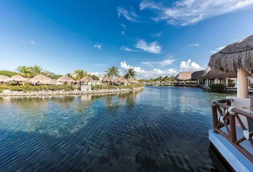بانگلوی استاندارد, Grand Palladium Select White Sand Resort & Spa - All Inclusive