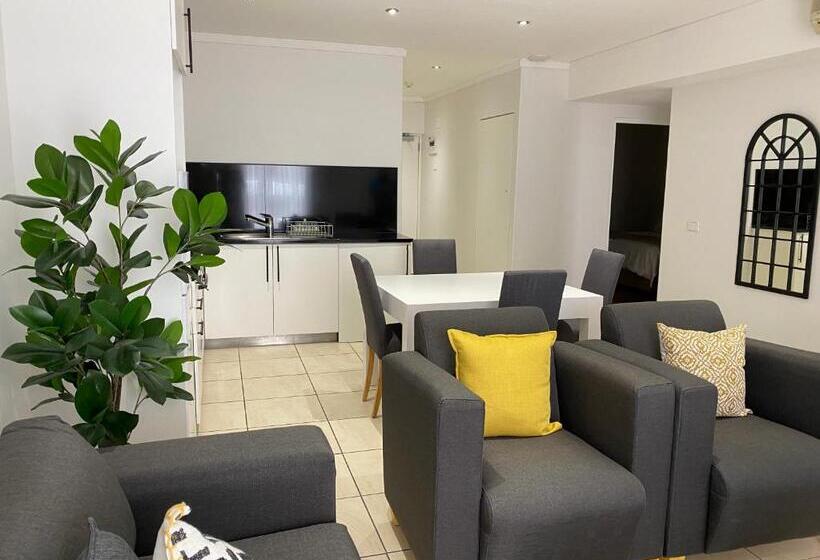 آپارتمان لوکس 1 خوابه, Icon Luxury Apartments