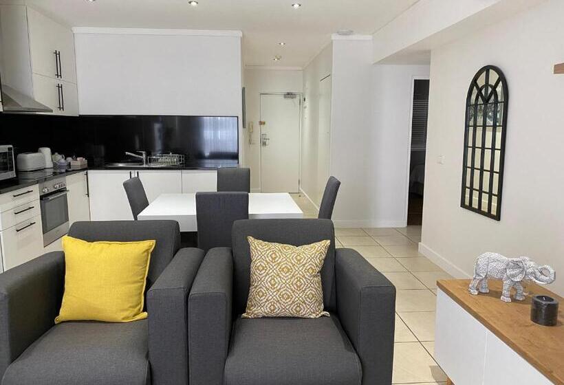 آپارتمان لوکس 1 خوابه, Icon Luxury Apartments