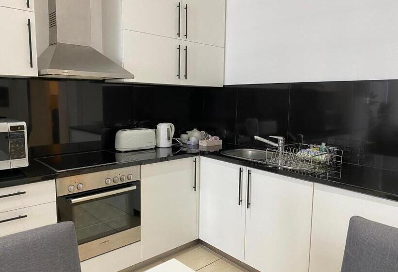 آپارتمان لوکس 1 خوابه, Icon Luxury Apartments