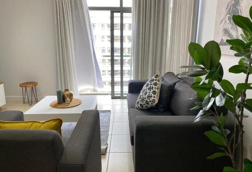 آپارتمان لوکس 1 خوابه, Icon Luxury Apartments