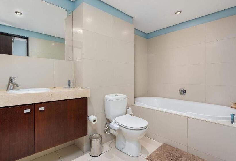 , Icon Luxury Apartments