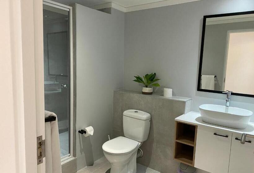 آپارتمان لوکس 1 خوابه, Icon Luxury Apartments