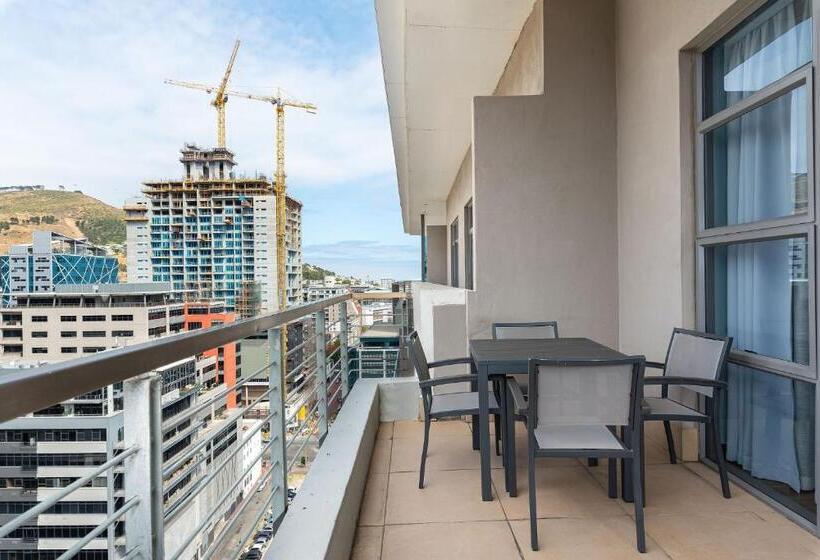 , Icon Luxury Apartments
