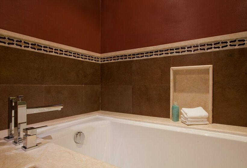 اتاق لوکس با چشم‌انداز باغ, Kenzi Menara Palace & Resort