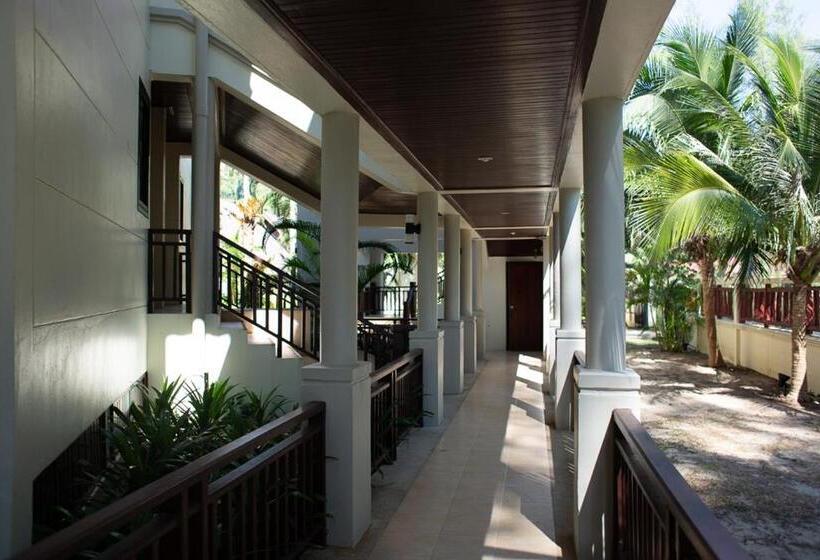 Quarto Deluxe Vista Piscina, Klong Prao Resort   Sha Extra Plus