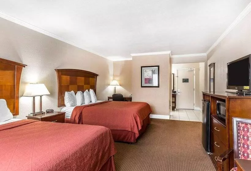 اتاق استاندارد با 2 تخت دوبل, Quality Inn Near Hearst Castle