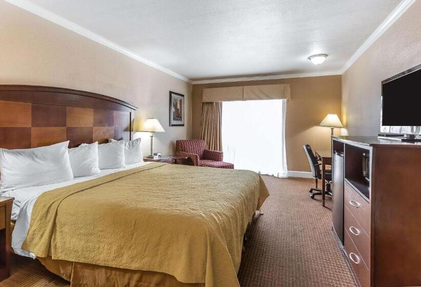 Номер Стандартный с Видом, Quality Inn Near Hearst Castle