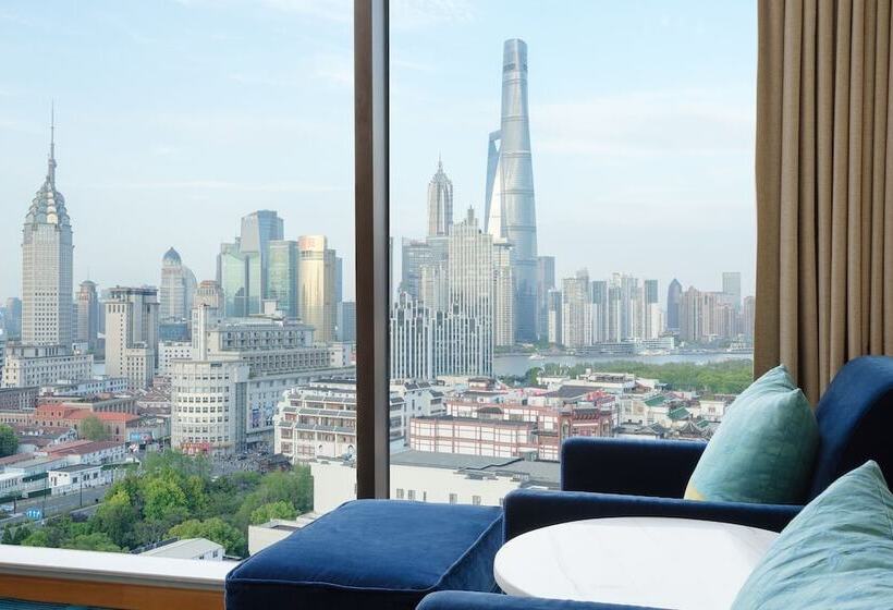 Quarto Club, Renaissance Shanghai Yu Garden Hotel On The Bund