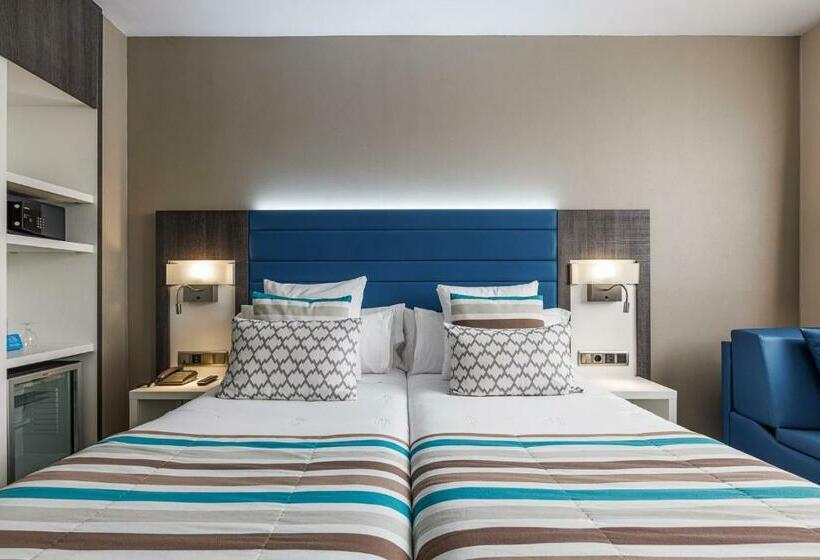 اتاق سوپریور, Ronda Lesseps