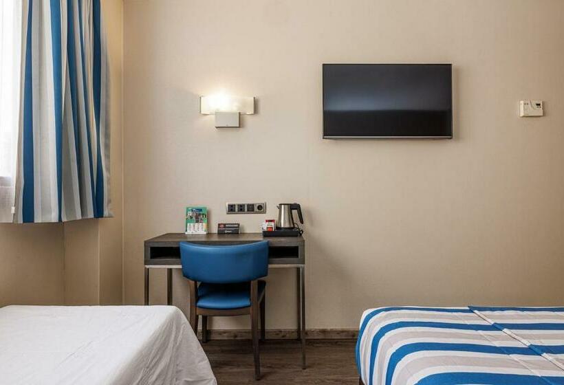 اتاق سوپریور سه تخته, Ronda Lesseps