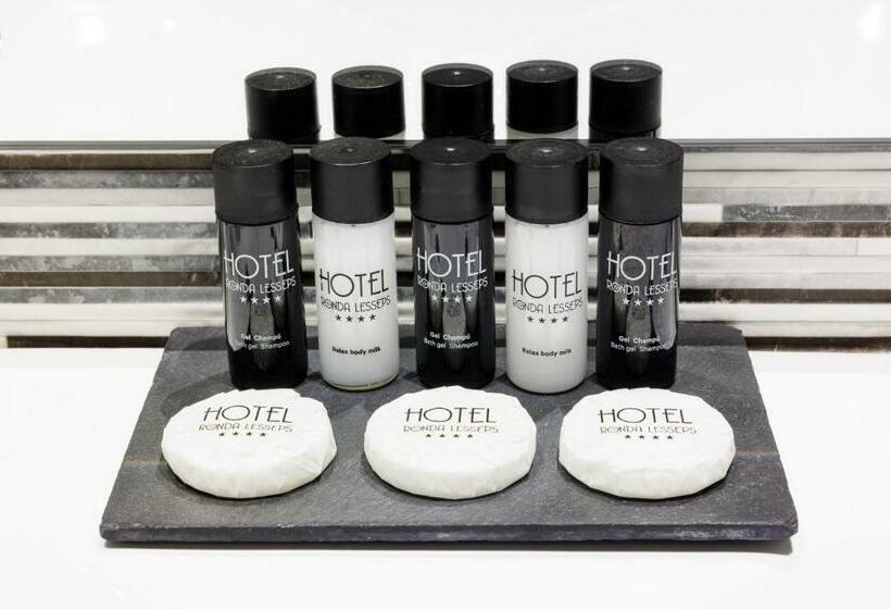 اتاق سوپریور سه تخته, Ronda Lesseps