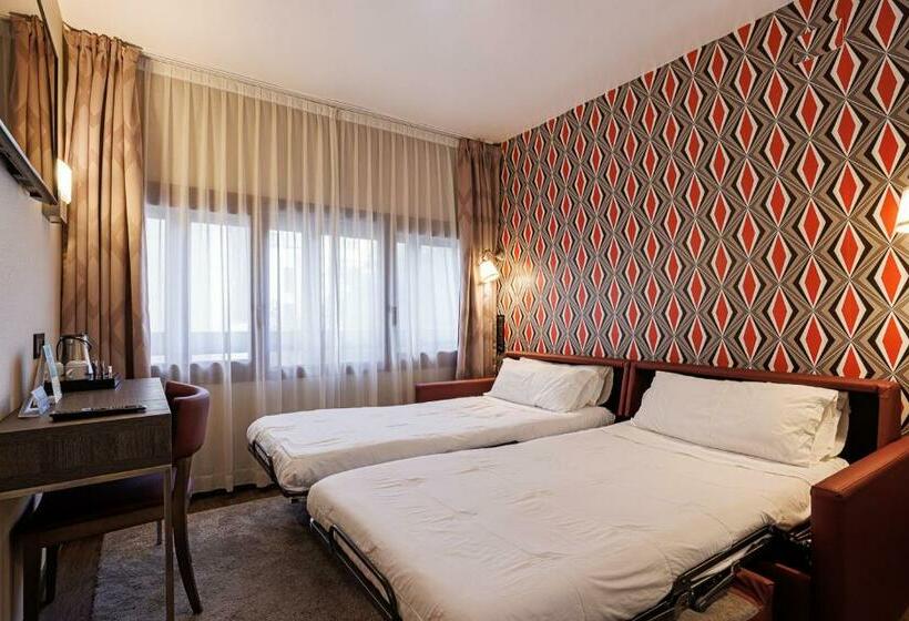 اتاق لوکس خانوادگی, Ronda Lesseps