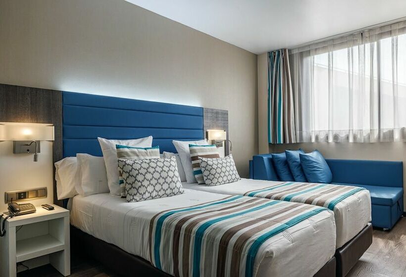 اتاق سوپریور, Ronda Lesseps