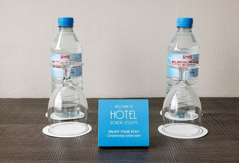 اتاق سوپریور سه تخته, Ronda Lesseps