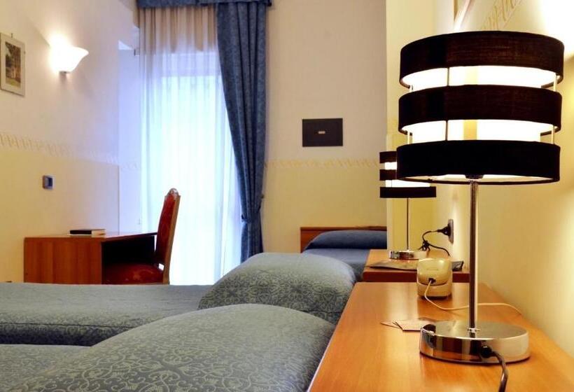 Chambre Standard, Serena