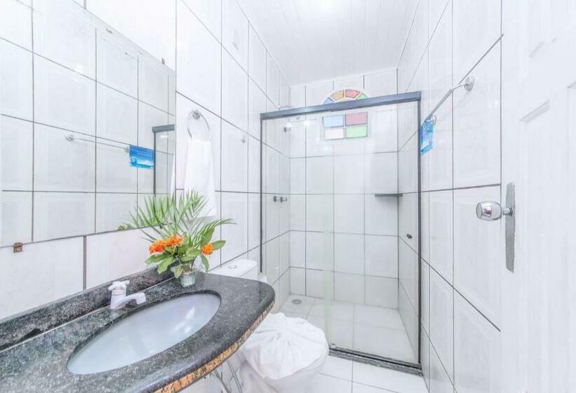 スタンダードトリプルルーム, Shangrila  Rede Soberano