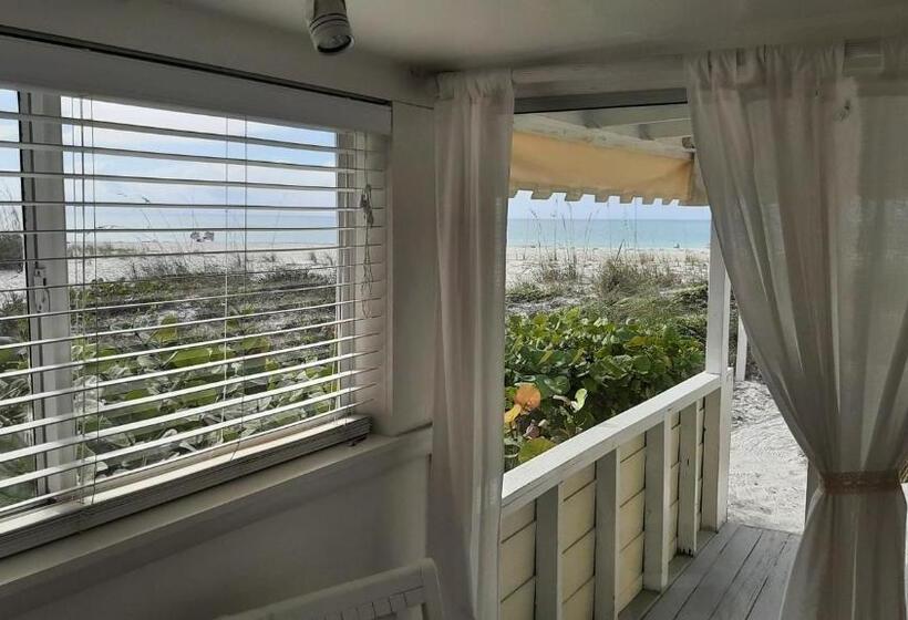 스탠다드 방갈로, Bungalow Beach Resort