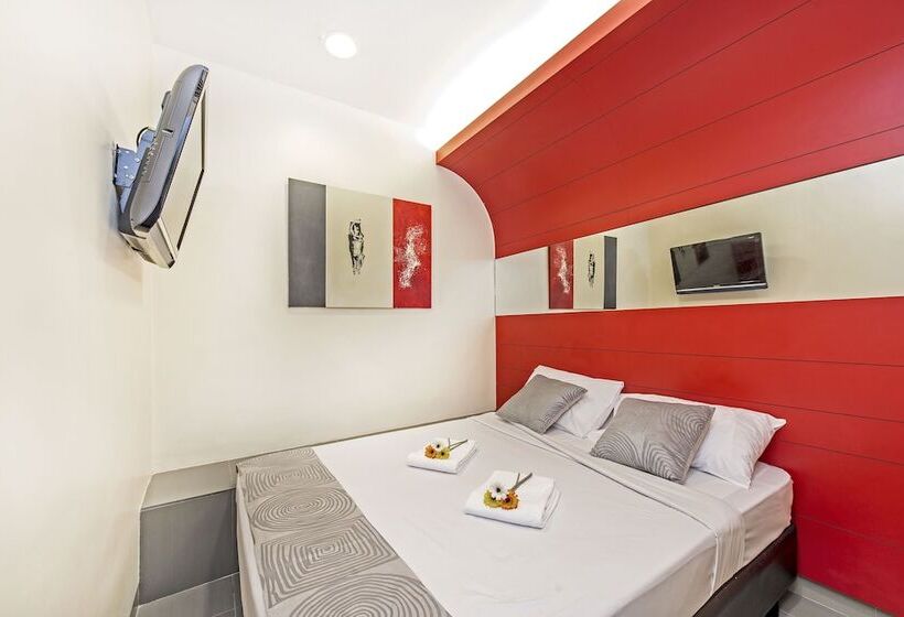 اتاق سوپریور, 81 Rochor