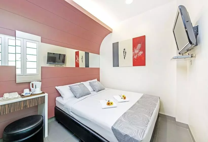 اتاق سوپریور, 81 Rochor