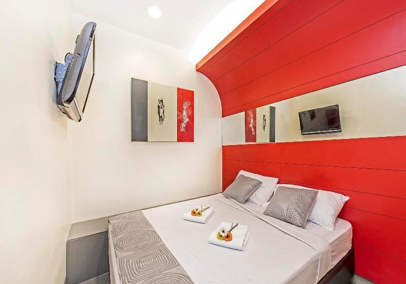 اتاق سوپریور, 81 Rochor