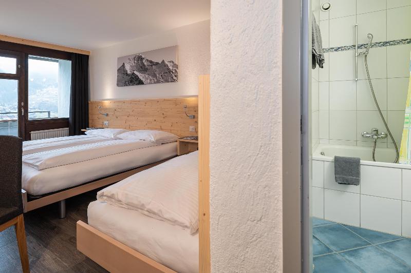 اتاق سوپریور, 81 Rochor