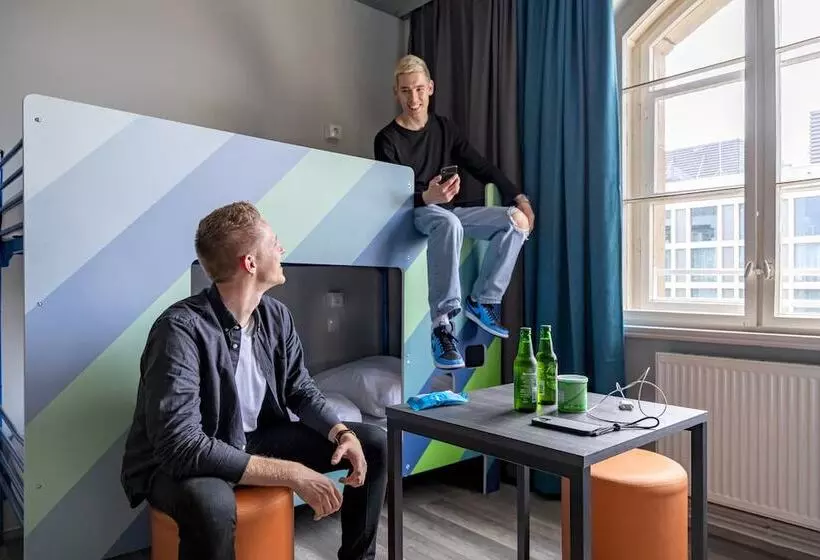 اتاق استاندارد چهار تخته, a&o Leipzig Hauptbahnhof