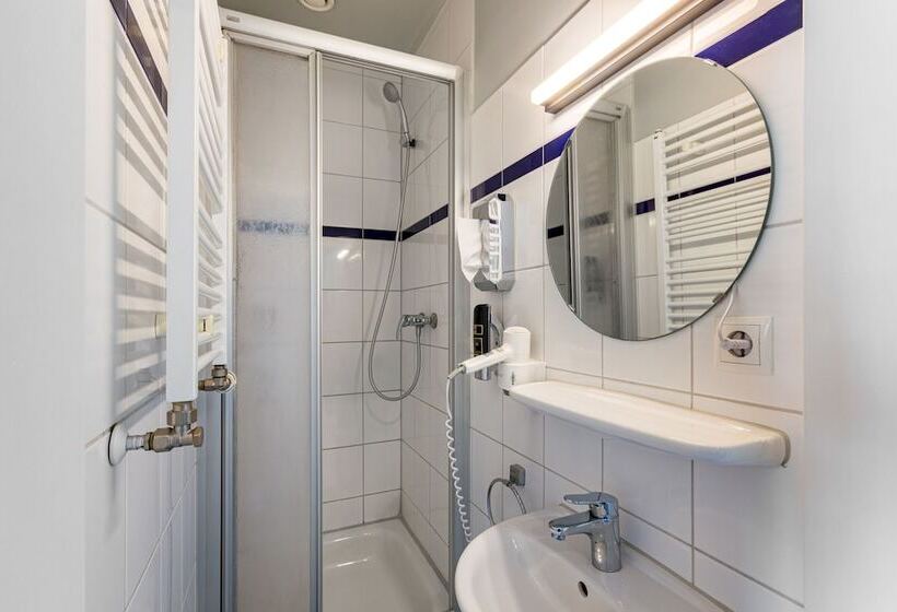 غرفة قياسية فردية, a&o Leipzig Hauptbahnhof