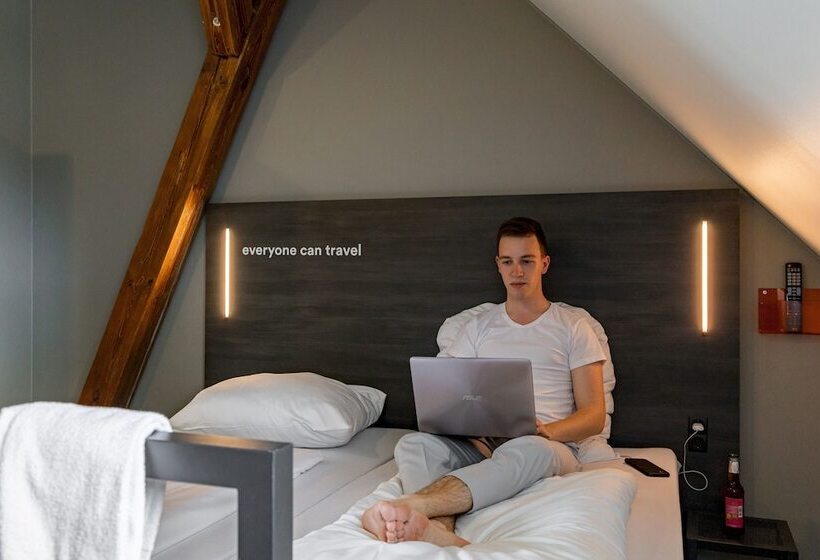 غرفة قياسية, a&o Leipzig Hauptbahnhof