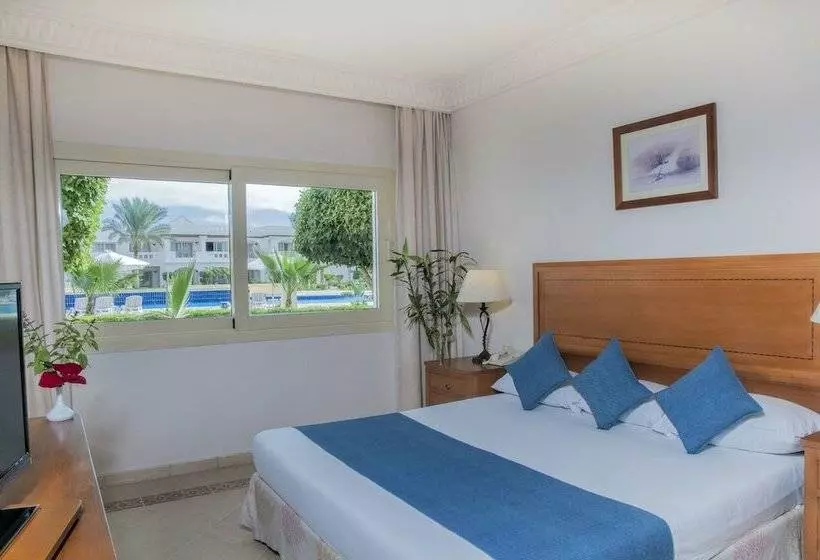 اتاق استاندارد, Continental Plaza Beach Resort