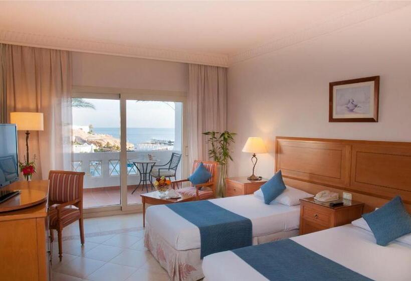 اتاق استاندارد یک نفره, Continental Plaza Beach Resort