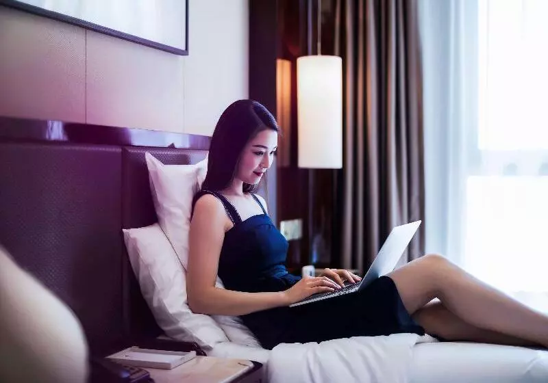 اتاق استاندارد, Continental Plaza Beach Resort