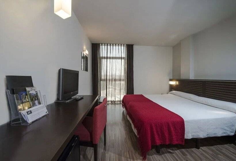 Quarto Estandar, Globales Castillo De Ayud