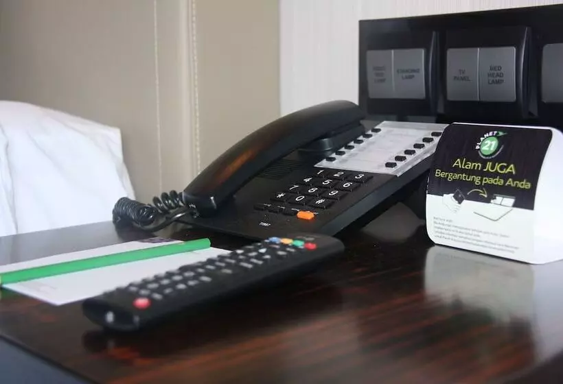 Deluxe-huone, Grand Mercure Medan Angkasa