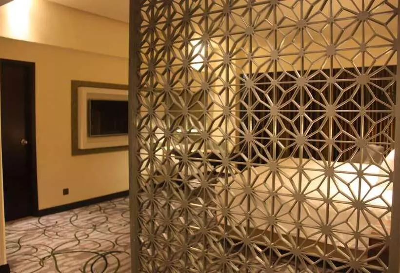 Executive-huone, Grand Mercure Medan Angkasa