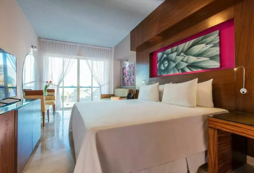 キングサイズベッドのデラックスルーム, Krystal Grand® Los Cabos