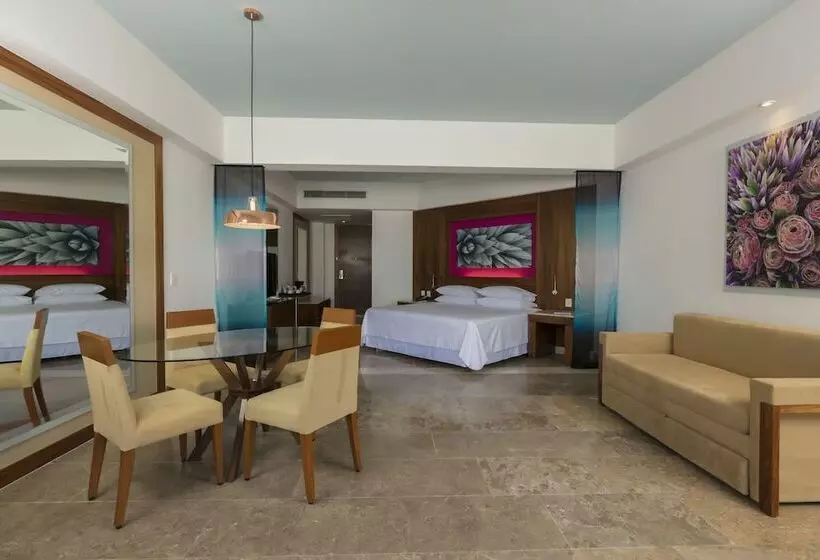 オーシャンビュースイート, Krystal Grand® Los Cabos