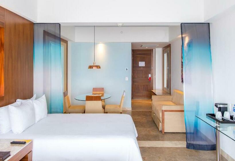 带大床的小型套房, Krystal Grand Los Cabos - All Inclusive