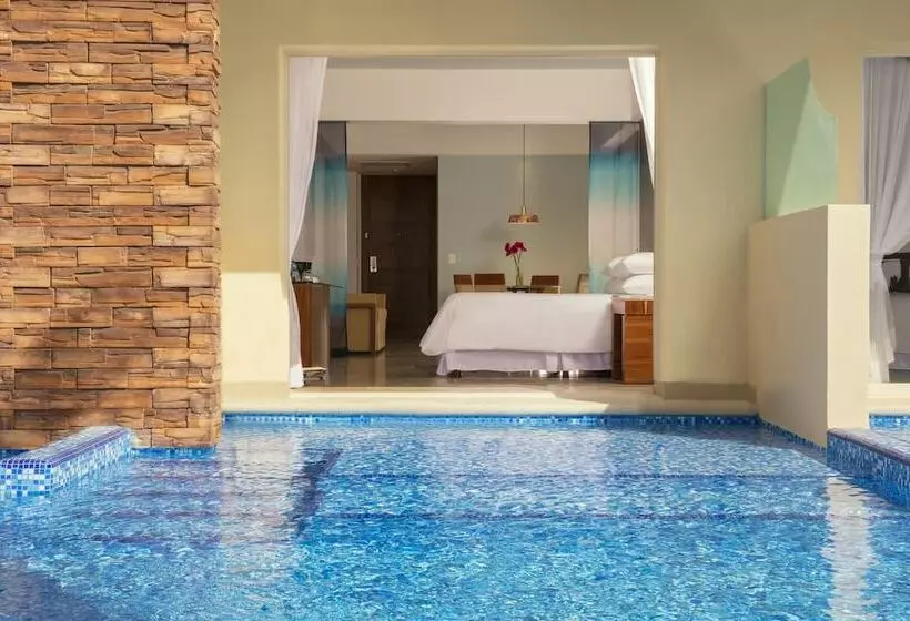 キングサイズベッドのジュニアスイート, Krystal Grand® Los Cabos