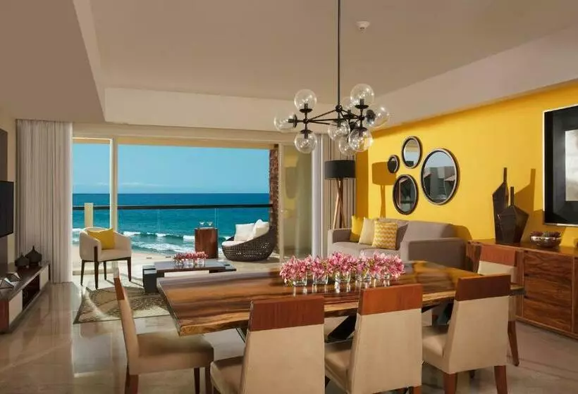 プレジデントスイートルーム, Krystal Grand® Los Cabos