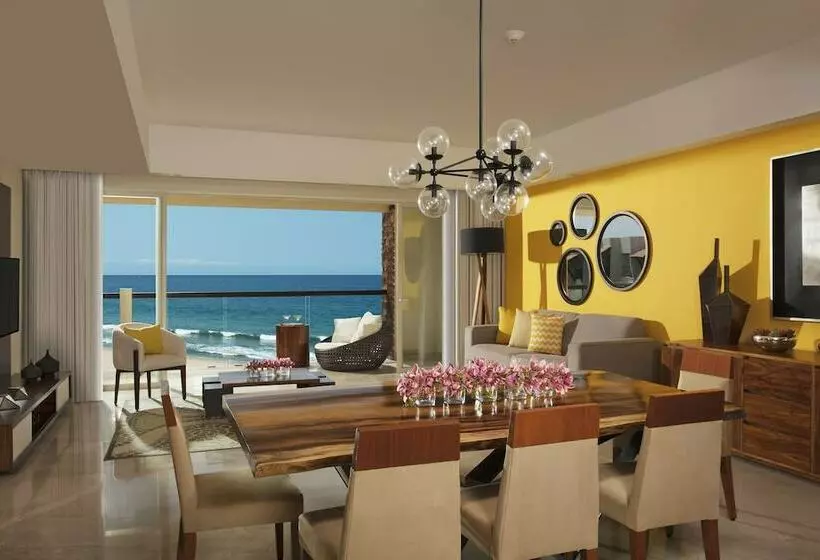 プレジデントスイートルーム, Krystal Grand® Los Cabos
