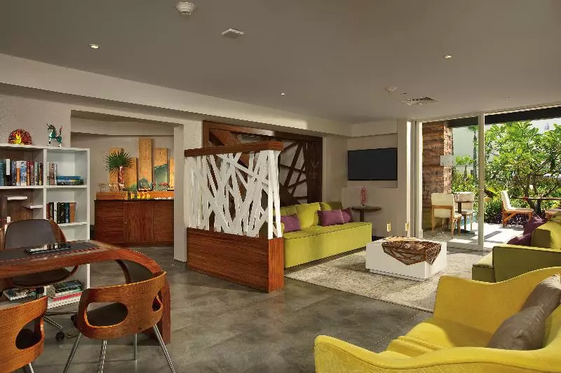 キングサイズベッドのジュニアスイート, Krystal Grand® Los Cabos