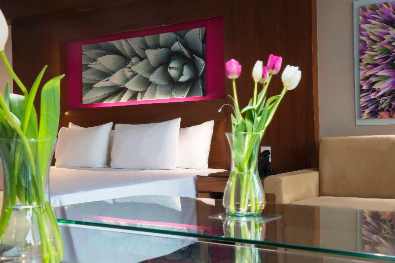 带大床的豪华间, Krystal Grand Los Cabos - All Inclusive