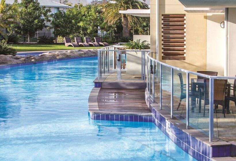 Студия Стандарт, Oaks Port Stephens Pacific Blue Resort