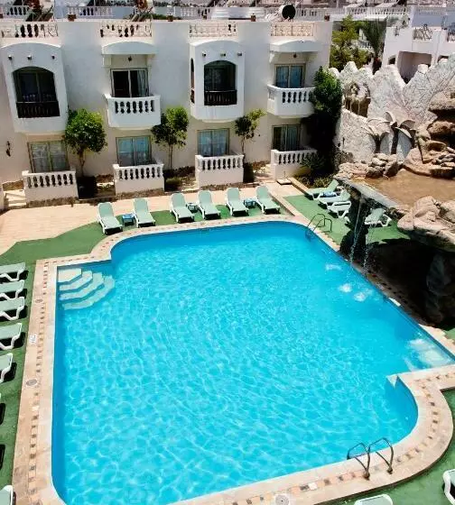 اتاق سوپریور با چشمانداز استخر, Oriental Rivoli Hotel & Spa