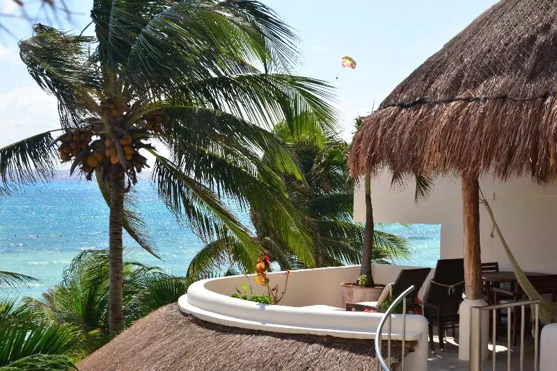 海の見えるスタンダードスタジオ, Playa Palms Beach