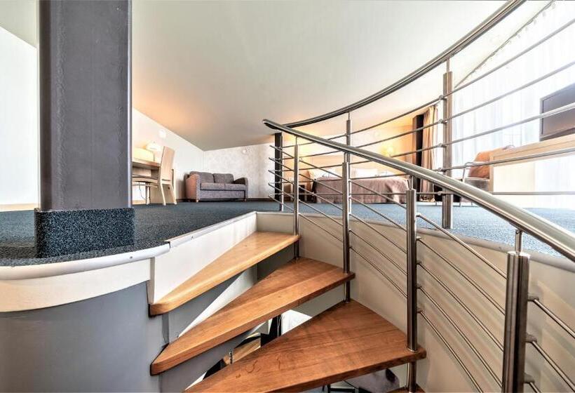 Süit, Rixwell Elefant