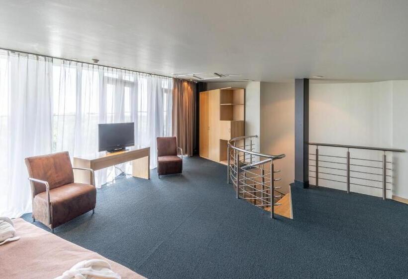 Süit, Rixwell Elefant