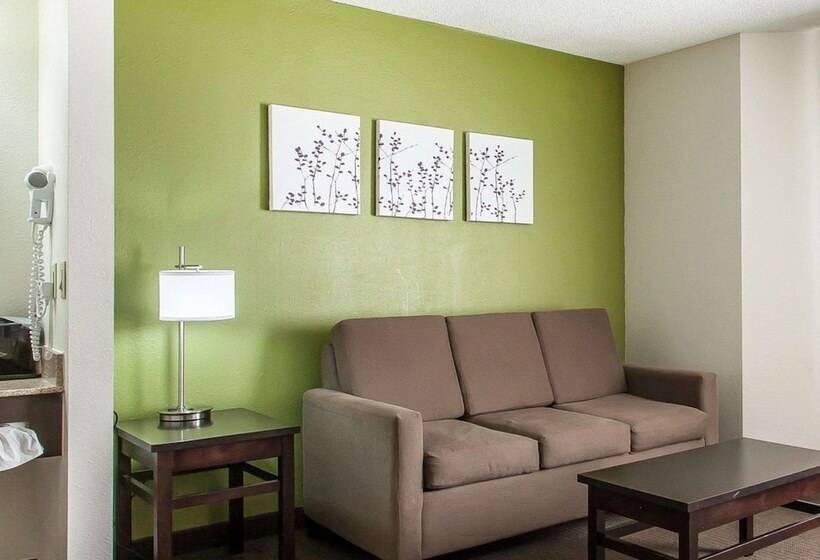 Люкс, Sleep Inn & Suites Near I 90 And Ashtabula